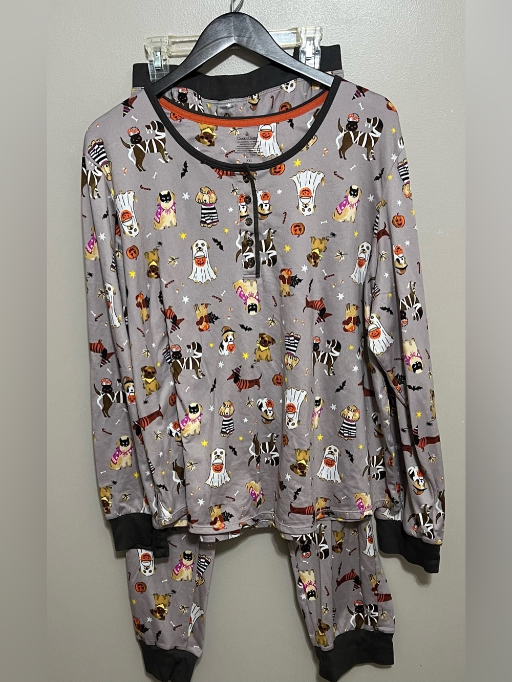 Cuddl Duds Halloween Cozy Long Sleeve Henley Top and Pajama Bottoms Set XXL